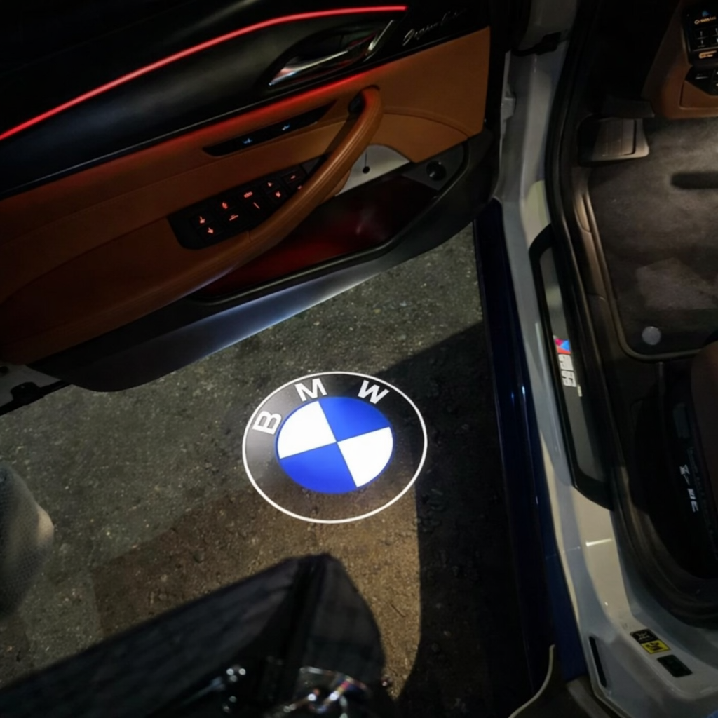 Éclairage de porte logo BMW