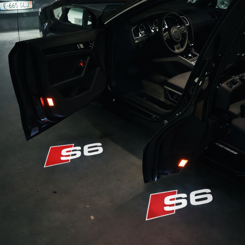 AUDI S6 Door Lights